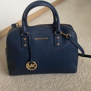 Large Navy Michael Kors Satchel bag! Comes with free wallet!